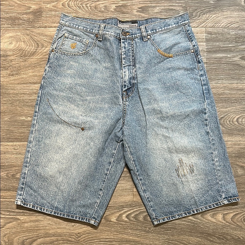 Vintage Rocawear Jean Shorts SZ 36 Long Blue Baggy Skater Embroidered Y2K Denim